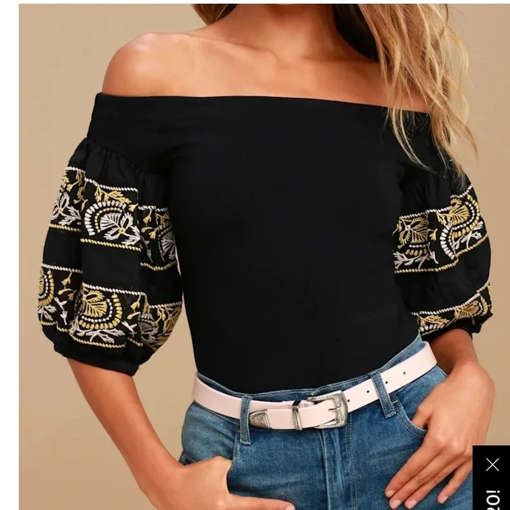 Women's Free People Rock With It off-the-shoulder embroidered Size Small Floral